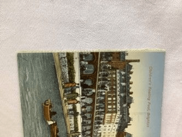 Children's Boating Pool, Brighton, Sussex, Posted 1932 unbranded postcard. Our Ref No. R300 £2.00