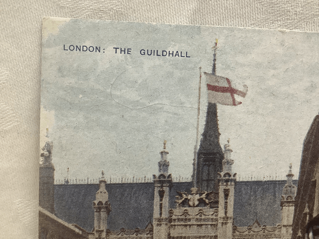 London, The  Guildhall , The Photochrom Co. Ltd.,  Vintage  Postcard - unposted, Our Ref Number A97 £2.50