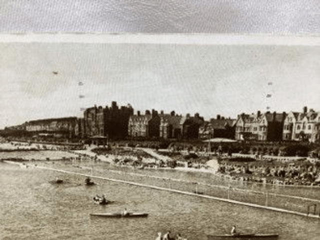 Boating Lake and Promenade, St. Annes-on-Sea, Lancashire, Posted 1940 Valentine & Sons Ltd Vintage Postcard Our Ref No. R531 £2.50