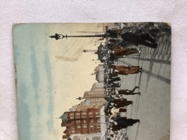 Brighton, Promenade looking West, Sussex, Posted 1913 Series No.40 postcard Our Ref No. R158 £2.00