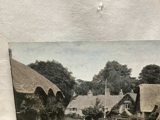 Shanklin, Old Village, Isle of Wight, The Summit Series Vintage Postcard. Our Ref No. R651 £2.25