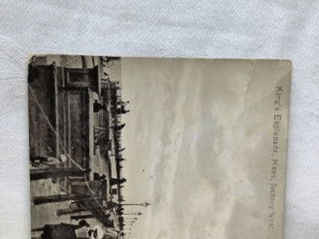 King's Esplanade, Hove, Looking West, Sussex, The Brighton Palace Series postcard. Our Ref no. R115. £2.25