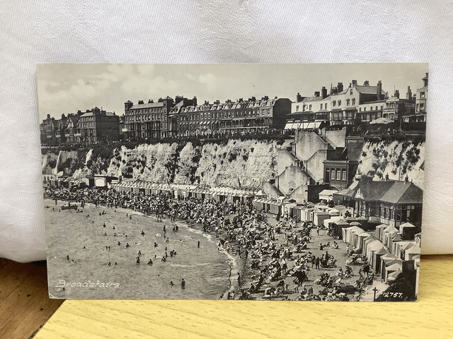Broadstairs, Kent, Posted published by Ward's Broadstairs, vintage postcard. Our Ref No. R562 £2.50
