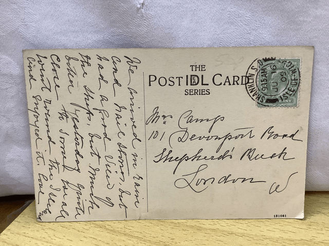 Shanklin, Chine Road, Isle of Wight, Posted 1909 The Ideal Series antique postcard. Our Ref no. R602 £2.50
