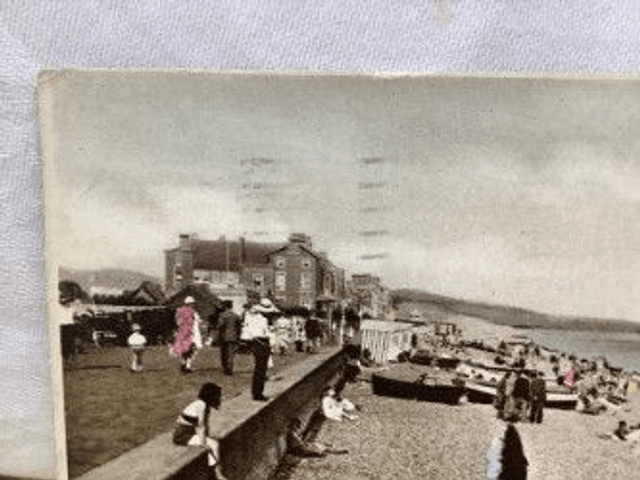 Hythe, Beach Showing Moyle Tower, Kent, Posted 1935 unbranded postcard. Our Ref No R385 £2.50