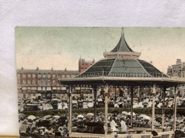Margate, Fort Bandstand, Kent, Posted 1905 The Wellington Series G & P. Ltd Postcard Our Ref No. R128 £2.25