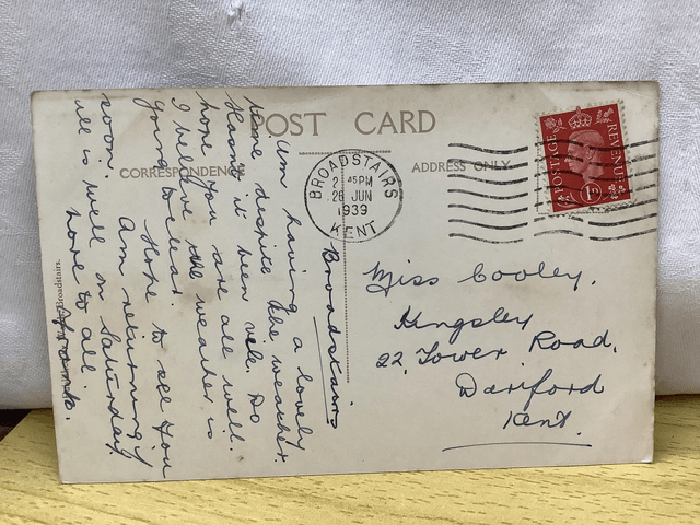 Broadstairs, Kent, The Harbour & Cliffs, Kent, Posted 1939 Ward's Postcard. Our Ref No R760 £2.25