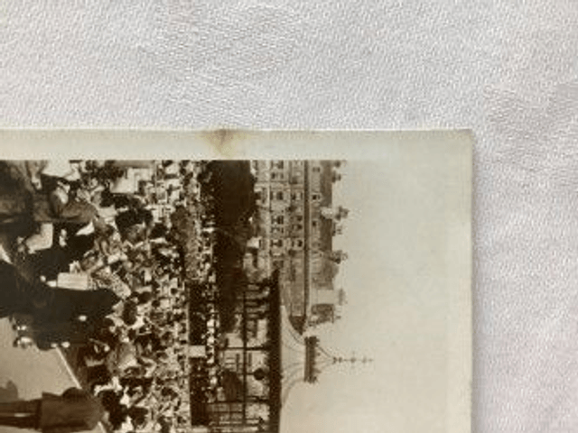 Leas Bandstand and Promenade, Folkestone, Kent . Unbranded Postcard. Our Ref No. R225 £2.35