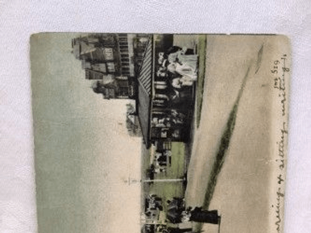 The Parade, Cliftonville, Looking North East, Posted 1906 J Welch & Sons Ltd postcard. Our Ref no. R196 £2.50
