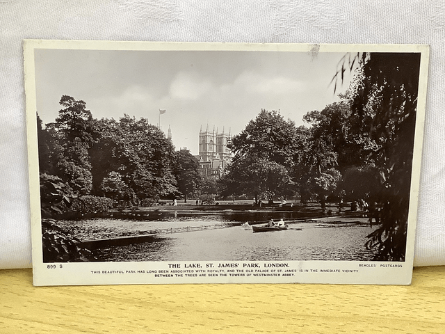 The Lake , St. James Park, London J Beagles & Co. Ltd  Vintage Postcard Our Ref A159 £2.50