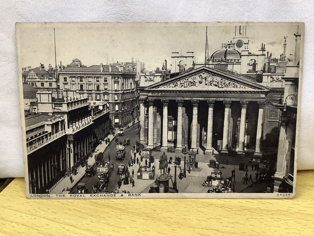 London The Royal Exchange & Bank -Photochrom Co. Ltd. Vintage Postcard No.54644 Our Ref No. A77 £2.85