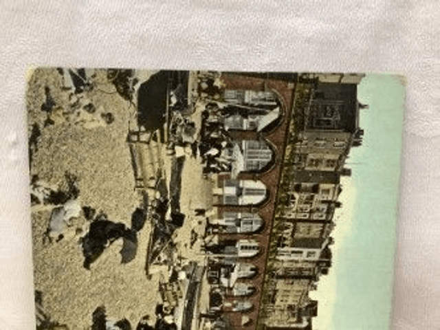 Brighton, The Beach, Sussex, Posted 1913, Avery & Marks V & S. Ltd Postcard. Our Ref no. R81 £2.50