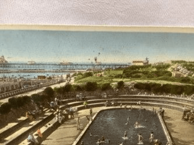St. Annes-on-Sea, Kiddies Pool , The Promenade Lancashire Posted 1959 Valentines. Our Ref No R483 £2.25