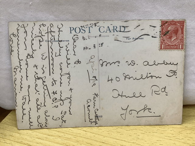 Whitby, The Sands, Spa & Piers, Yorkshire Posted 1919 Unbranded Antique Postcard Our Ref No R887 £3.00