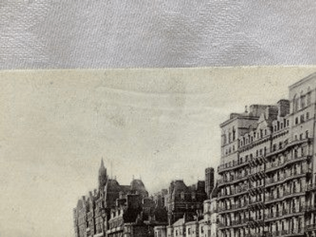 Brighton, Grand Hotel & Hotel Metropole, Sussex, Unbranded Vintage Postcard. Our Ref no. R83 £2.50