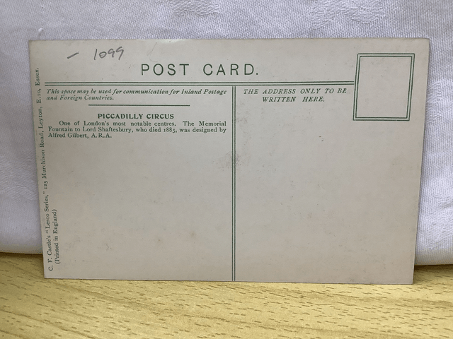 Piccadilly Circus, London -  Vintage Postcard  C.F. Castle's Lesco Series Our Ref A121 £2.25