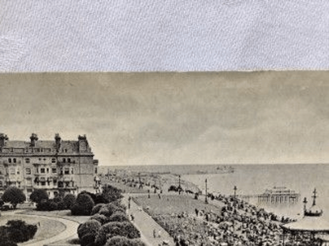 Folkestone, Bandstand and Parade, The Leas, Kent, Valentine's Series Postcard. Our Ref No. R220 £2.25