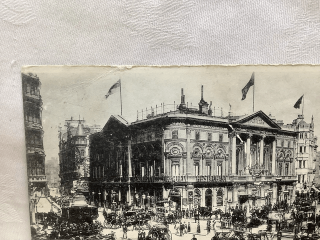 Piccadilly, London - Antique Postcard Posted 1906 - Valentine's Series. Our Ref A124 £2.50