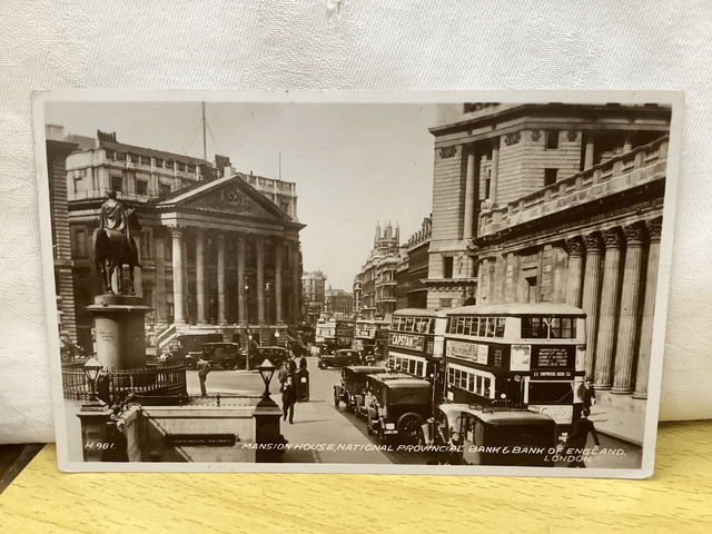 Mansion House, National Provincial Bank, & Bank of England Posted 1949 Valentine & Sons Ltd. Vintage Postcard Our Ref A68 £4.50