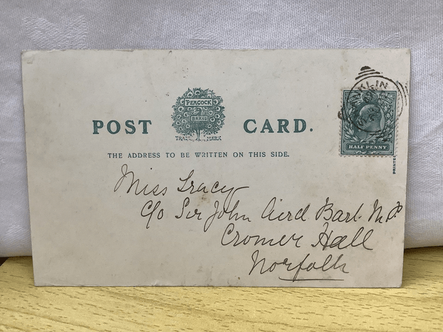 Shanklin, Parade, West, Isle of Wight, Posted Peacock Brand Antique Postcard. Our Ref No. R882 £2.75