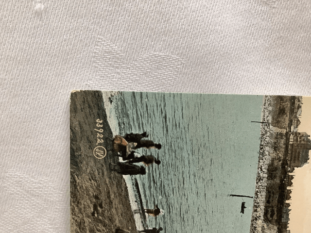 Broadstairs, Kent, vintage Valentine's Series No.33922 vintage postcard. Our Ref No. R570 £2.00