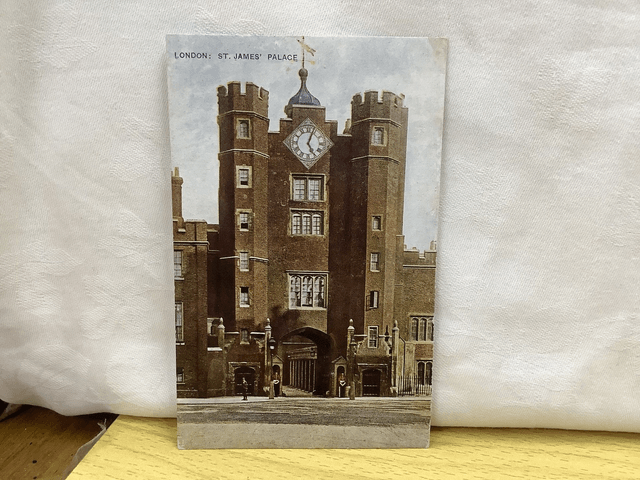 London: St. James' Palace , The Photochrom Co Ltd Vintage Postcard Our Ref A42 £2.50
