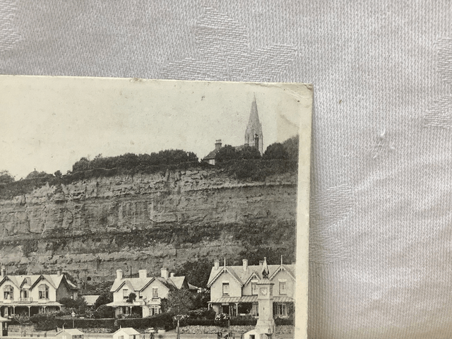 Shanklin, Parade, West, Isle of Wight, Posted Peacock Brand Antique Postcard. Our Ref No. R882 £2.75