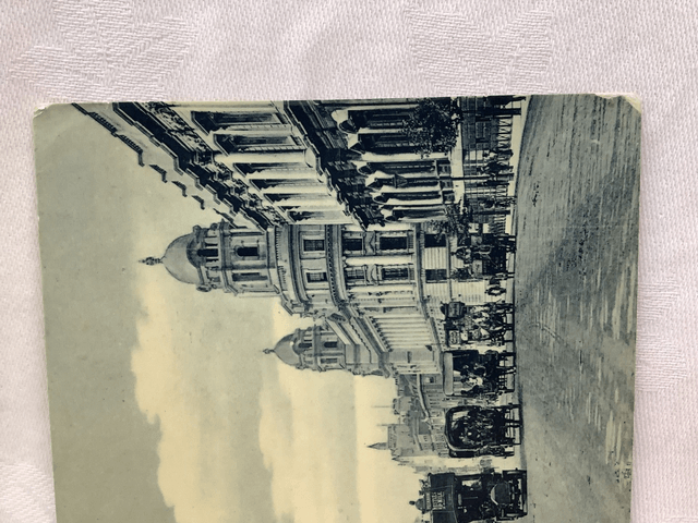 London Whitehall, Showing New War Office. Vintage Hartmann Postcard. Our Ref A163 £2.25