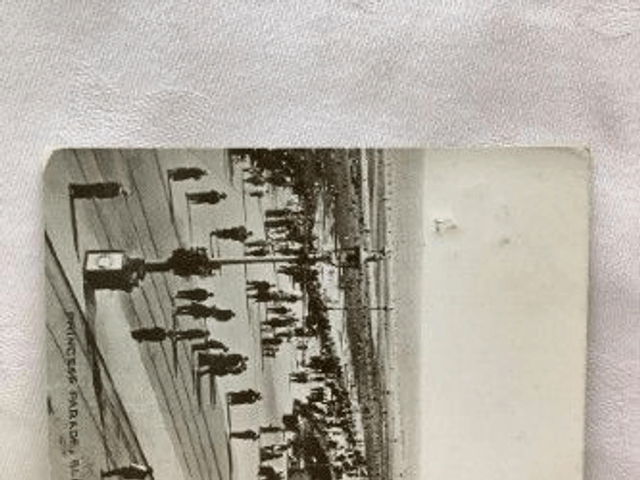 Princess Parade, Blackpool, Lancashire, Posted 1932 E.T.W. Dennis & Sons Ltd vintage postcard Our Ref No R445 £2.50