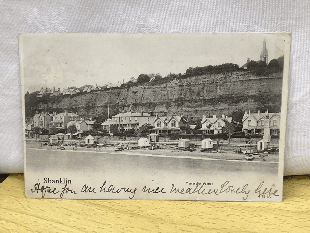 Shanklin, Parade, West, Isle of Wight, Posted Peacock Brand Antique Postcard. Our Ref No. R882 £2.75