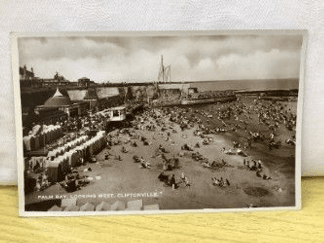 Cliftonville, Palm Bay Looking West, Kent, Posted 1936 Excel Series Postcard. Our Ref No. R25