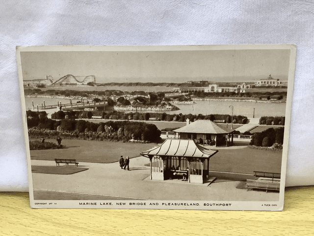 Southport, Marine Lake, New Bridge and Pleasureland, Lancashire, Raphael Tuck Vintage postcard. Our Ref No. R851 £2.25