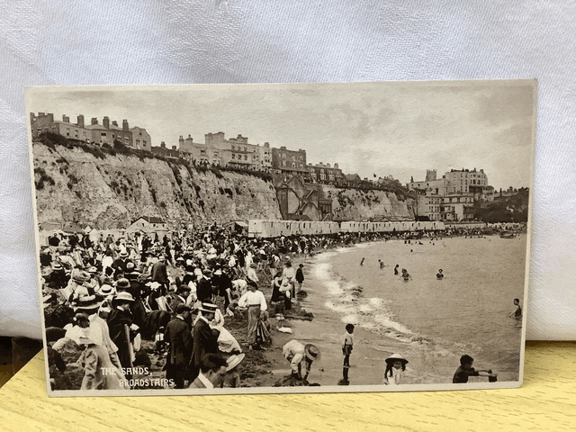 The Sands, Broadstairs, Kent, vintage Valentine&#039;s Series postcard. Our Ref No. R573 £2.50