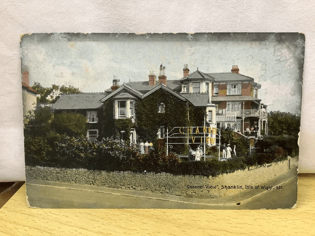 Channel View, Shanklin, Isle of Wight, Posted 1924 The Ideal postcard Series. Antique Postcard Our Ref No. R654 £3.50