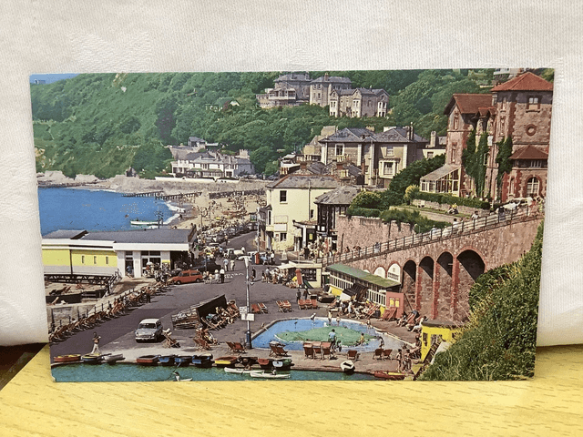 Ventnor, Isle of Wight, General View of Esplanade &amp; Beach, Natural Colour Series. Vintage Postcard Our Ref No. R868 £2.50