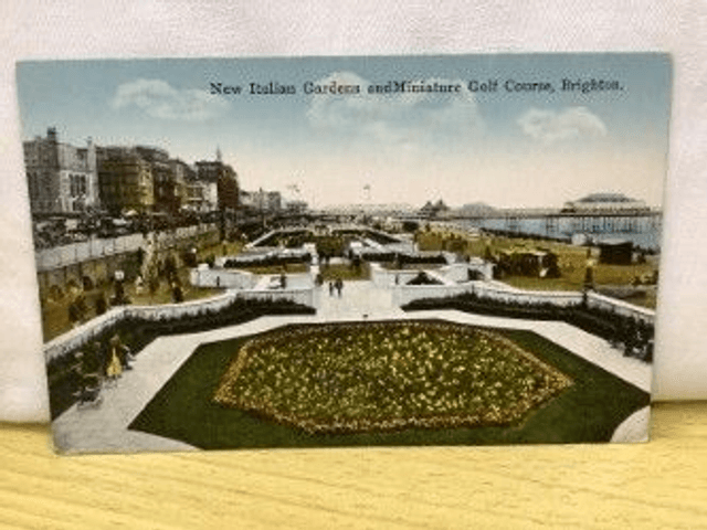 Brighton, New Italian Gardens and Miniature Golf Course, Sussex unbranded Postcard. Our Ref R54 £2.50
