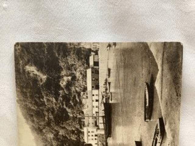 Minehead Quay, Somerset, vintage F. Frith & Co. Ltd Vintage Postcard. Our Ref No. R503 £2.50